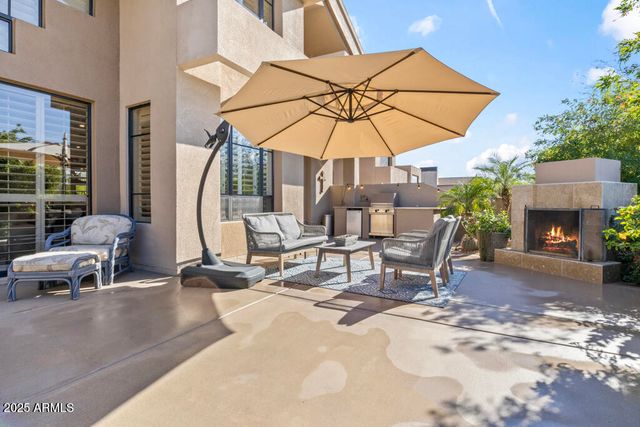 25150 N WINDY WALK Drive 4, Scottsdale, AZ 85255