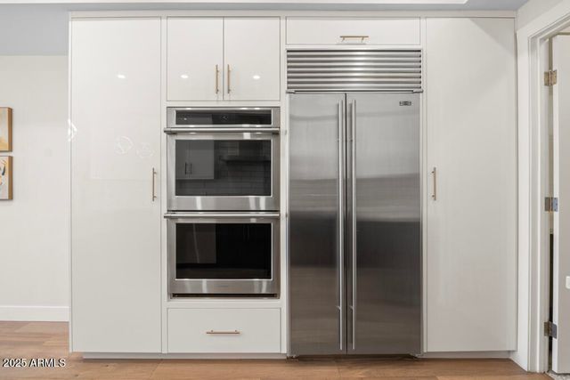 25150 N WINDY WALK Drive 4, Scottsdale, AZ 85255