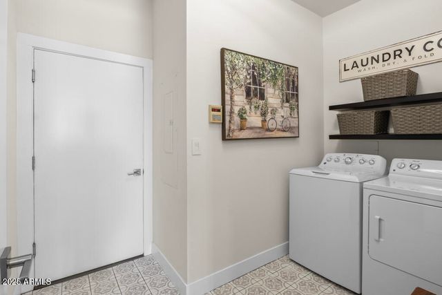 25150 N WINDY WALK Drive 4, Scottsdale, AZ 85255