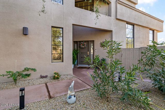 25150 N WINDY WALK Drive 4, Scottsdale, AZ 85255
