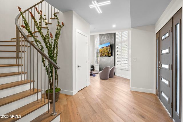 25150 N WINDY WALK Drive 4, Scottsdale, AZ 85255