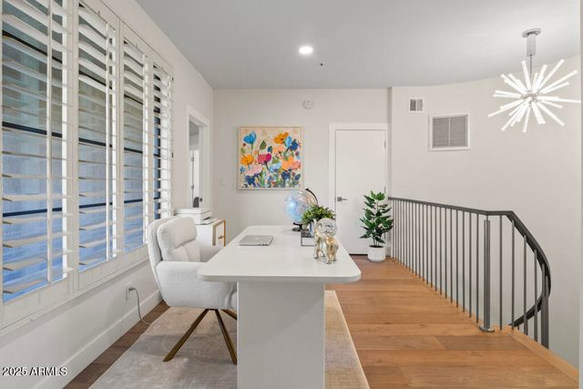 25150 N WINDY WALK Drive 4, Scottsdale, AZ 85255