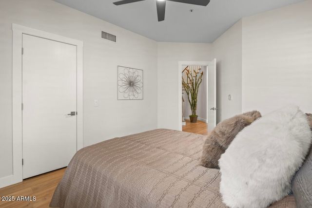 25150 N WINDY WALK Drive 4, Scottsdale, AZ 85255