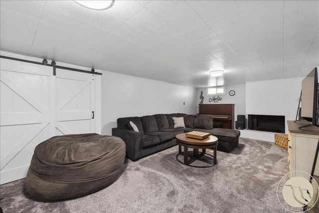 2702 Terry Ave, Billings, MT 59102