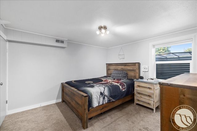 2702 Terry Ave, Billings, MT 59102