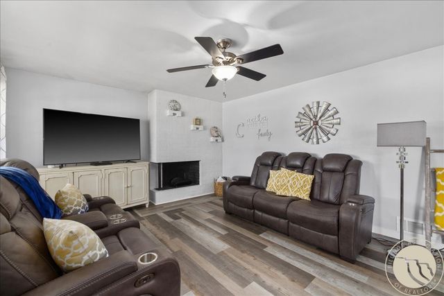 2702 Terry Ave, Billings, MT 59102