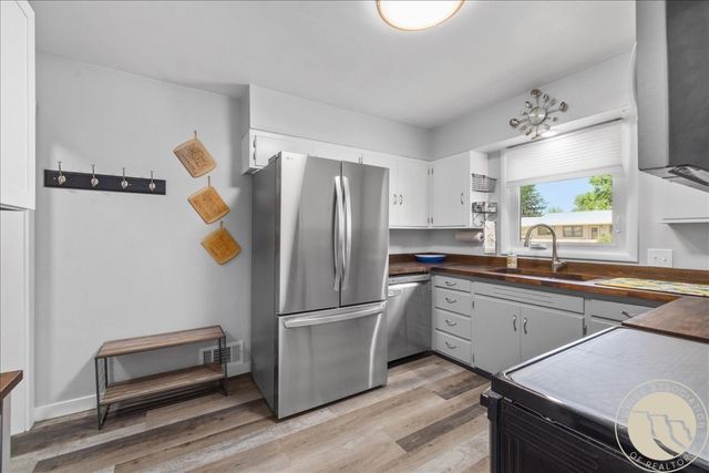 2702 Terry Ave, Billings, MT 59102