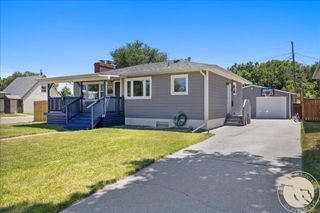 2702 Terry Ave, Billings, MT 59102