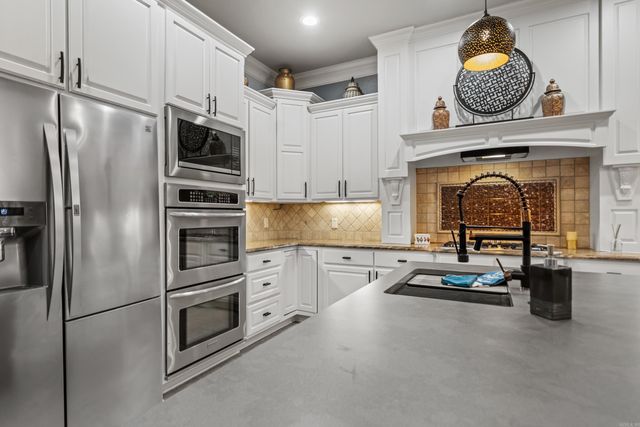 104 Waterloo Cove, Hot Springs, AR 71913