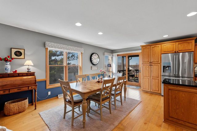 1245 Garfield LANE, Hartford, WI 53027