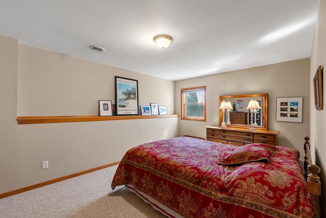 1245 Garfield LANE, Hartford, WI 53027