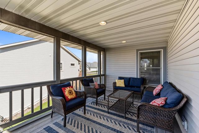 1245 Garfield LANE, Hartford, WI 53027