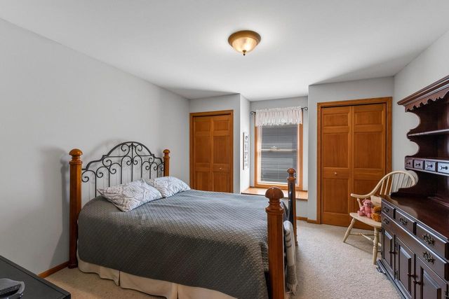 1245 Garfield LANE, Hartford, WI 53027