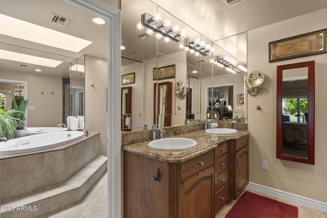 4015 N 78TH Street 122, Scottsdale, AZ 85251