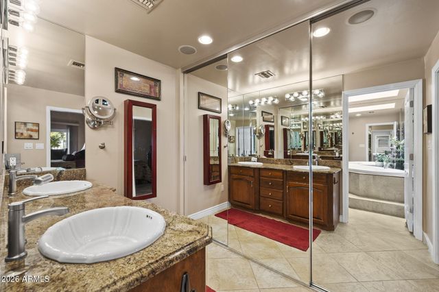 4015 N 78TH Street 122, Scottsdale, AZ 85251