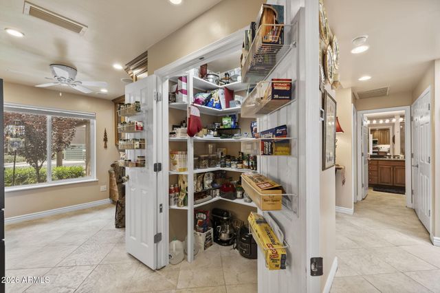 4015 N 78TH Street 122, Scottsdale, AZ 85251