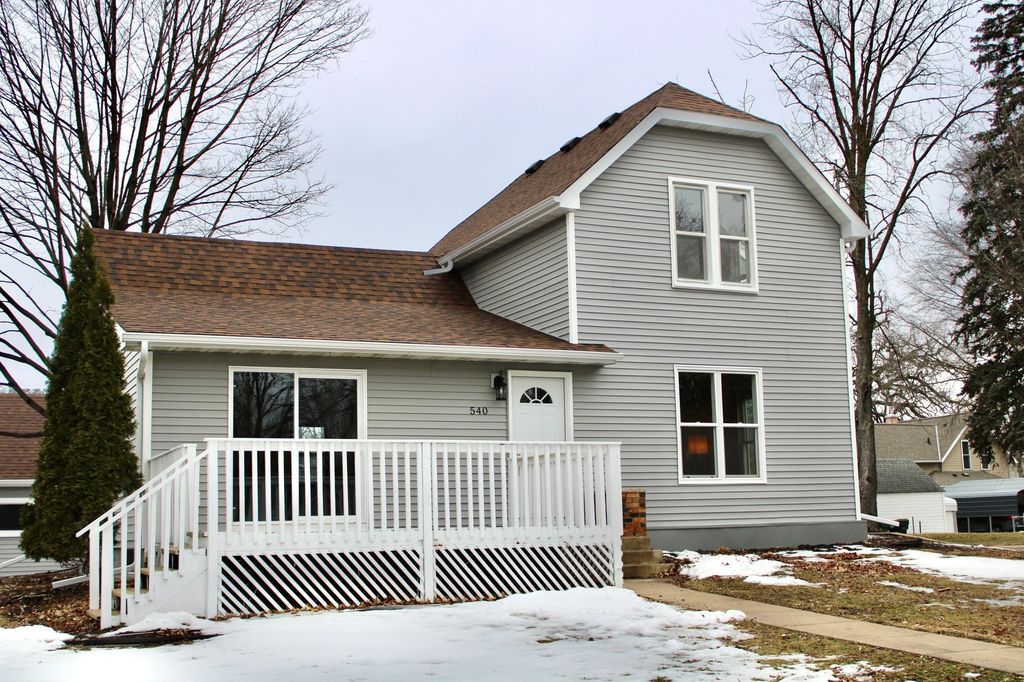 540 Brown Street SW, Hutchinson, MN 55350
