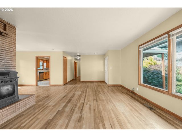 12975 Sw DAVIES Rd, Beaverton, OR 97008