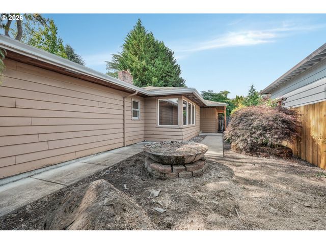 12975 Sw DAVIES Rd, Beaverton, OR 97008