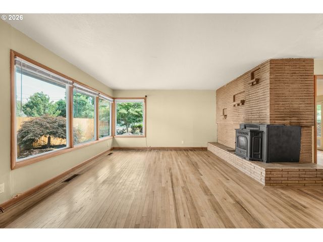 12975 Sw DAVIES Rd, Beaverton, OR 97008