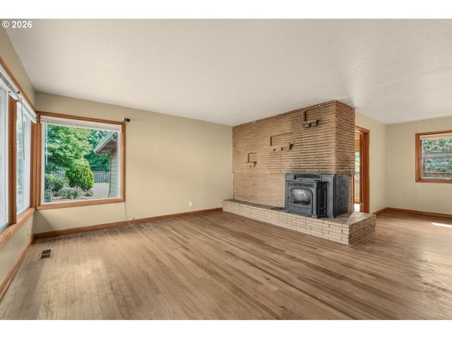 12975 Sw DAVIES Rd, Beaverton, OR 97008