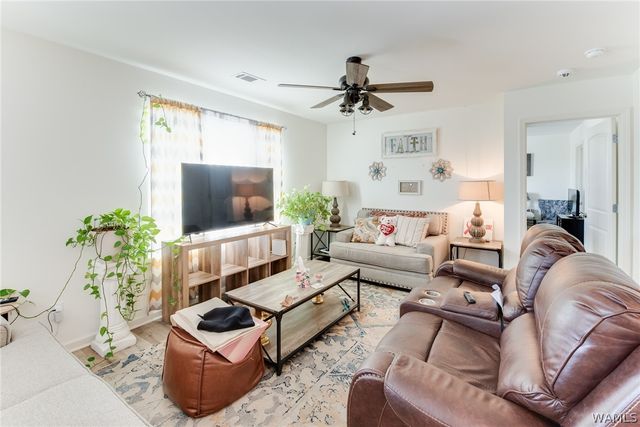 11572 Linna, Moundville, AL 35474