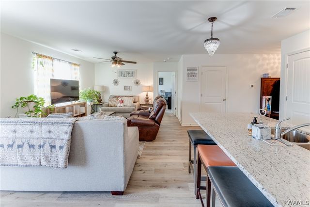 11572 Linna, Moundville, AL 35474