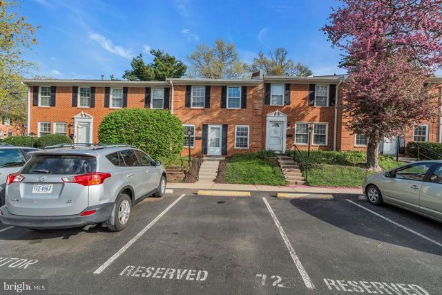 222 N AUBURN DR, Sterling, VA 20164