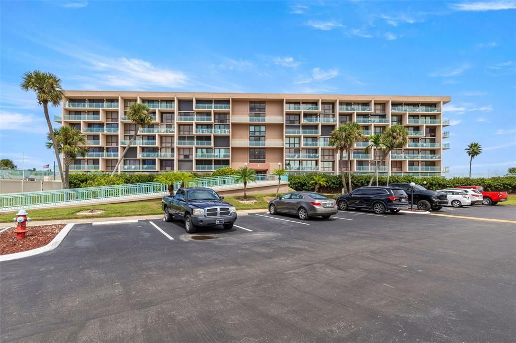 1 KEY CAPRI 102E, Treasure Island, FL 33706