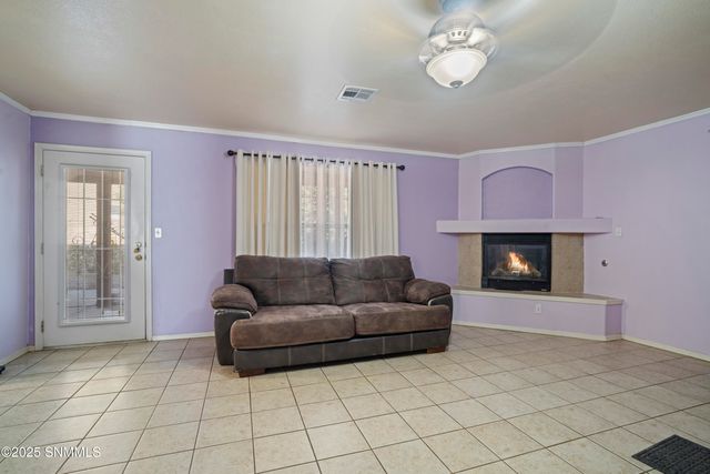 5950 Moon View Drive, Las Cruces, NM 88012
