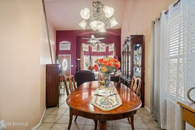 5950 Moon View Drive, Las Cruces, NM 88012