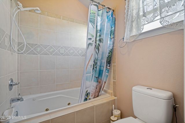 5950 Moon View Drive, Las Cruces, NM 88012