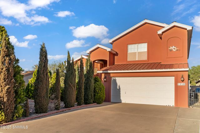 5950 Moon View Drive, Las Cruces, NM 88012