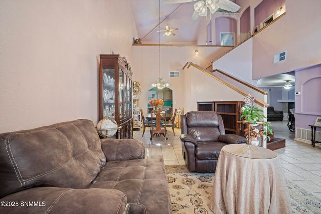 5950 Moon View Drive, Las Cruces, NM 88012