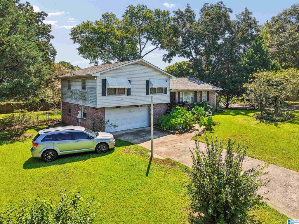 6205 CANE CREEK DRIVE, Anniston, AL 36206