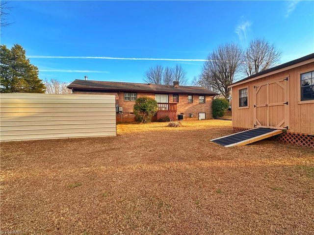 2924 Swallow Road, Reidsville, NC 27320