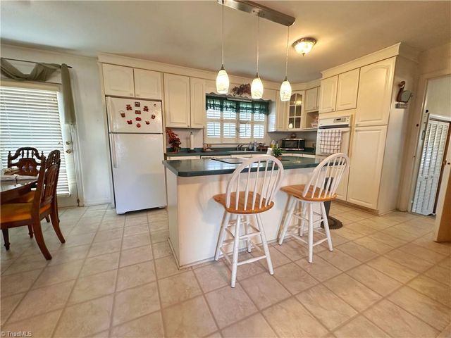 2924 Swallow Road, Reidsville, NC 27320