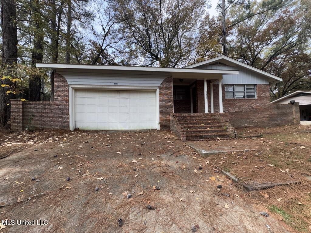 1955 Ventura Drive, Jackson, MS 39204