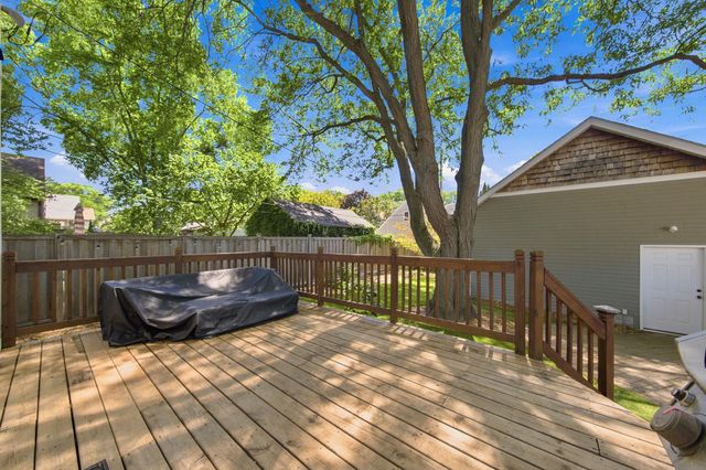 2222 Scheffer Avenue, Saint Paul, MN 55116