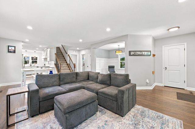 2222 Scheffer Avenue, Saint Paul, MN 55116