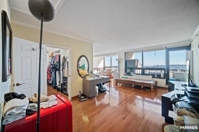 800 Palisade Avenue 23B, Fort Lee, NJ 07024