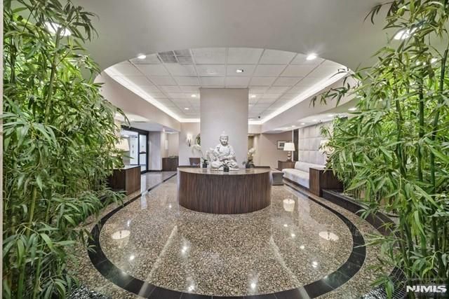 800 Palisade Avenue 23B, Fort Lee, NJ 07024