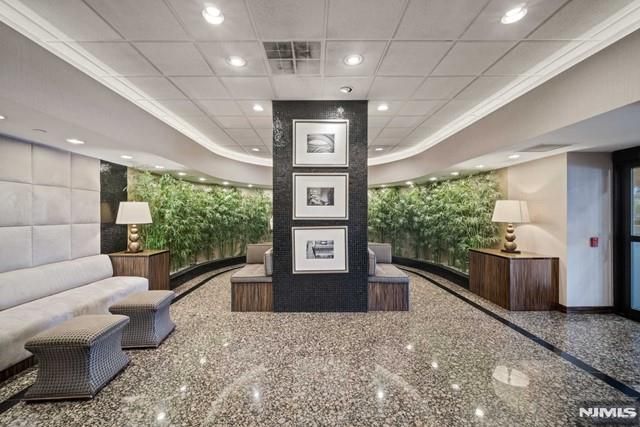 800 Palisade Avenue 23B, Fort Lee, NJ 07024