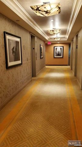 800 Palisade Avenue 23B, Fort Lee, NJ 07024