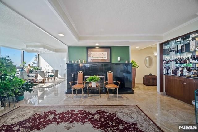 800 Palisade Avenue 23B, Fort Lee, NJ 07024