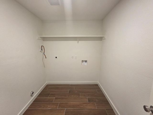 803 Coleman Street, Dayton, TX 77535