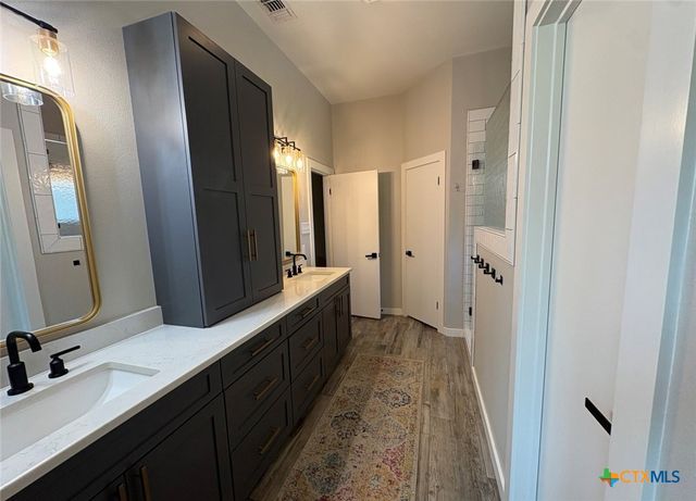 222 Preston Hollow, New Braunfels, TX 78132