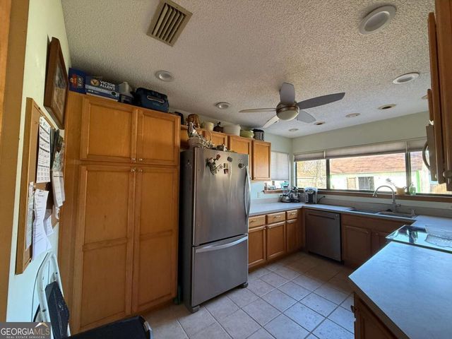 144 Cherry Point Drive, St. Marys, GA 31558