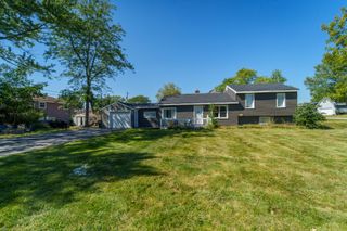 1019 Maple Street, Lake In The Hills, IL 60156