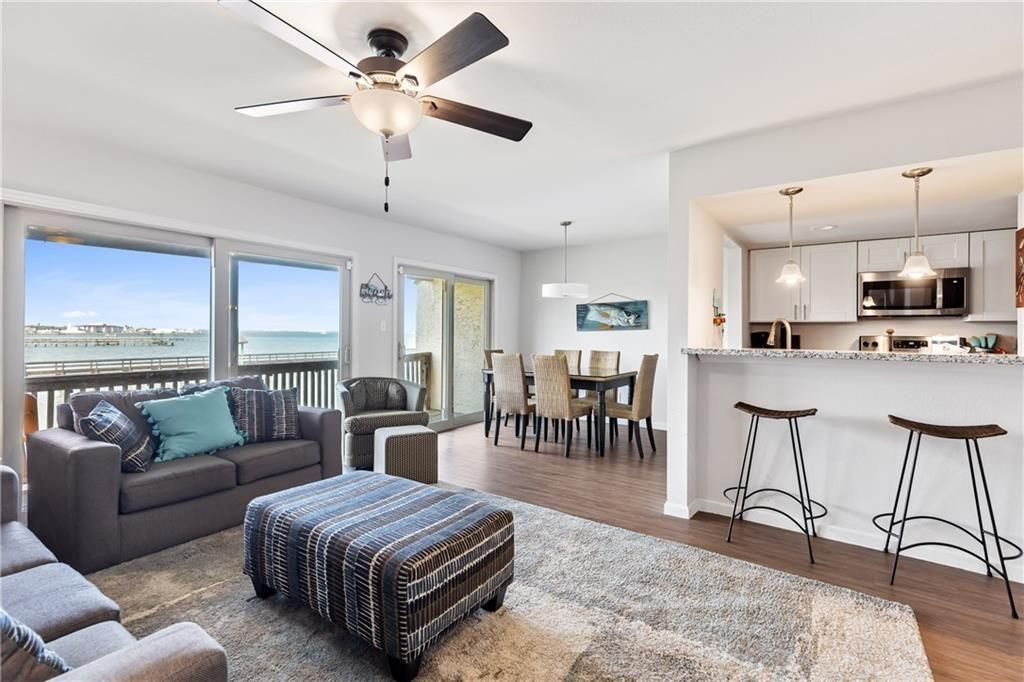 620 S Fulton Beach Road 308, Rockport, TX 78382